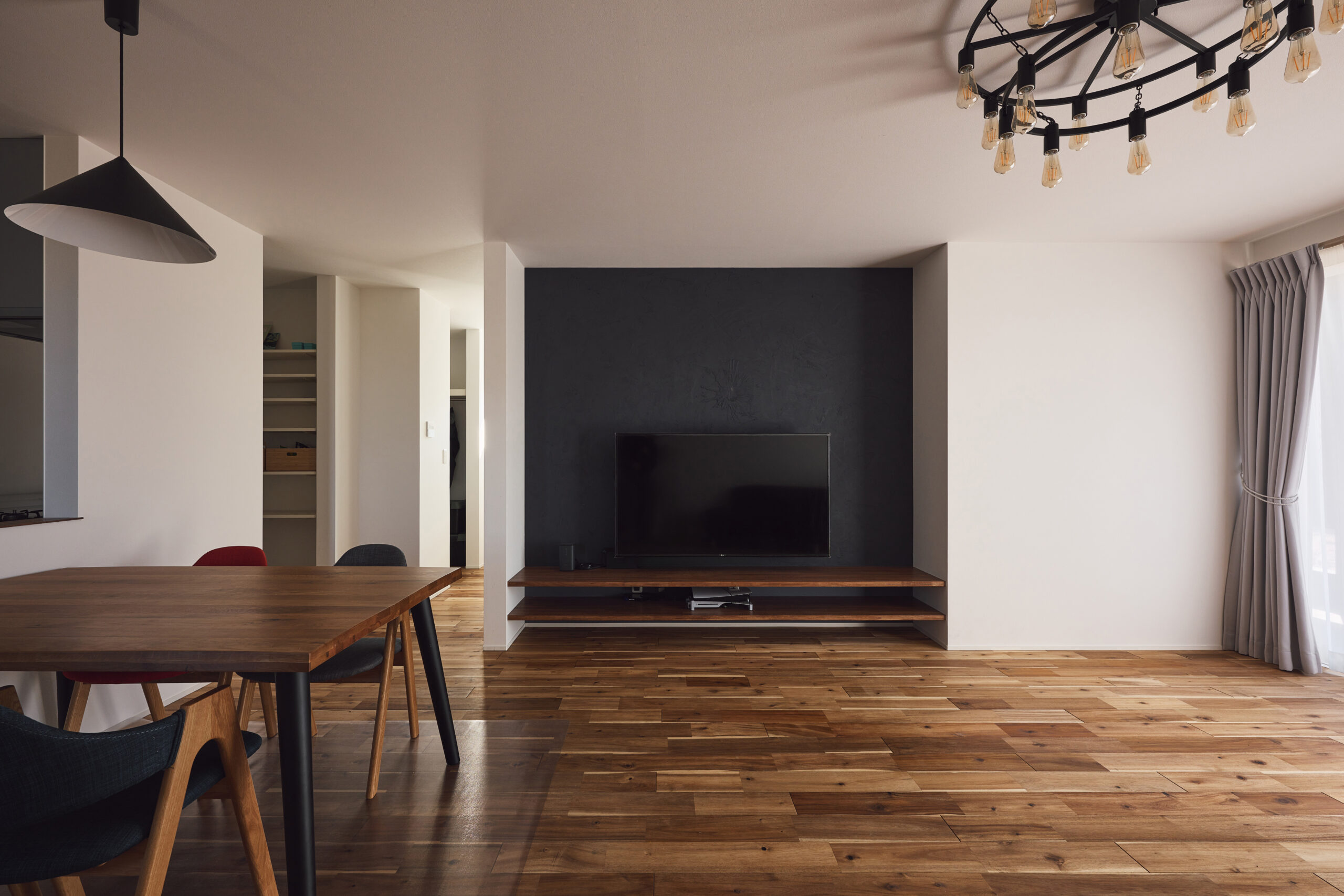 暮らしの中に極上の寛ぎを「露天風呂」のある平屋