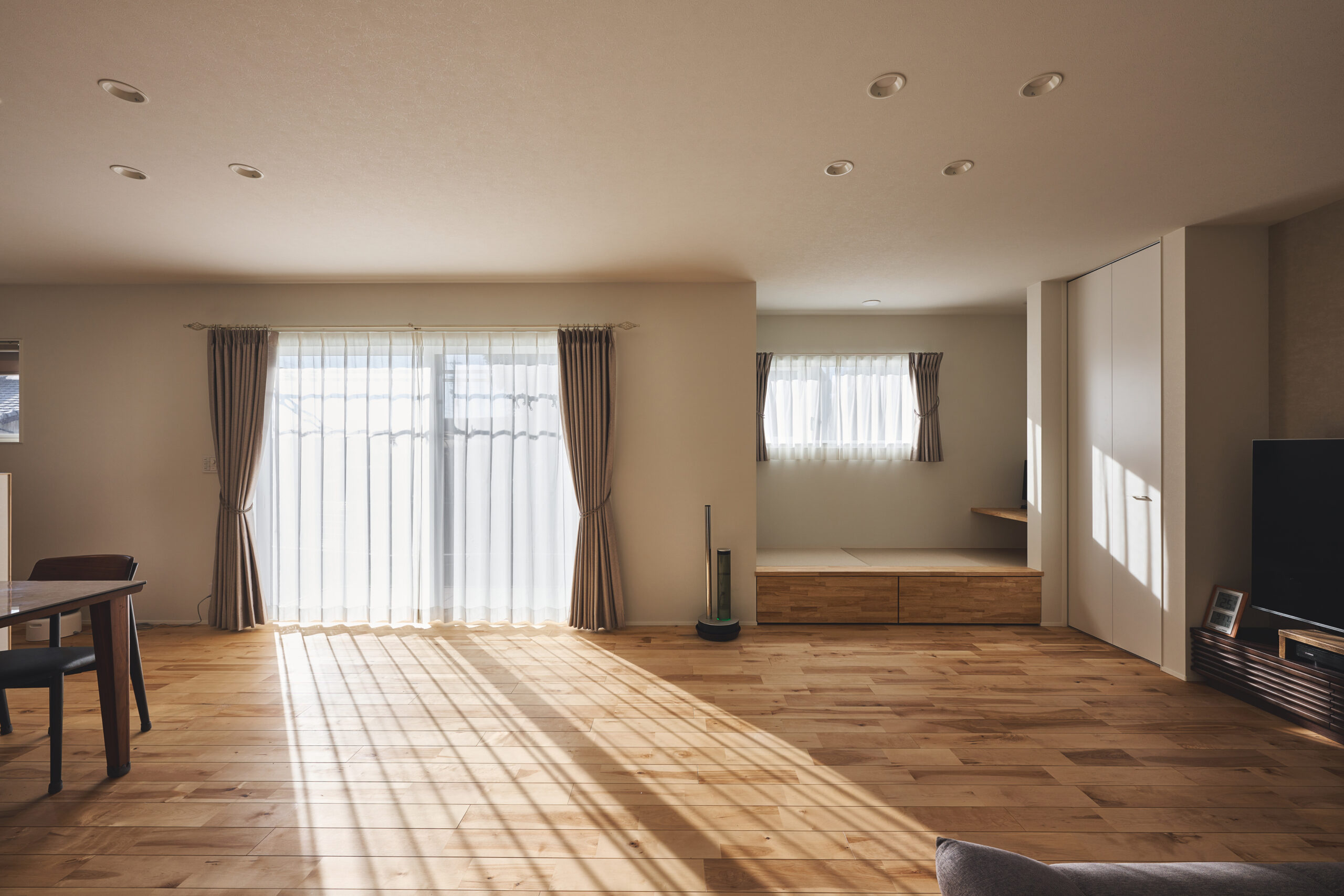 奇抜なのに上品で美しい平屋