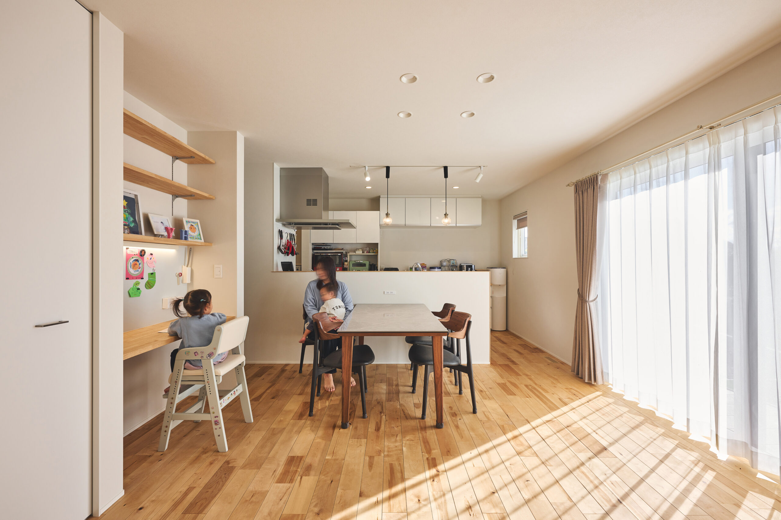 奇抜なのに上品で美しい平屋