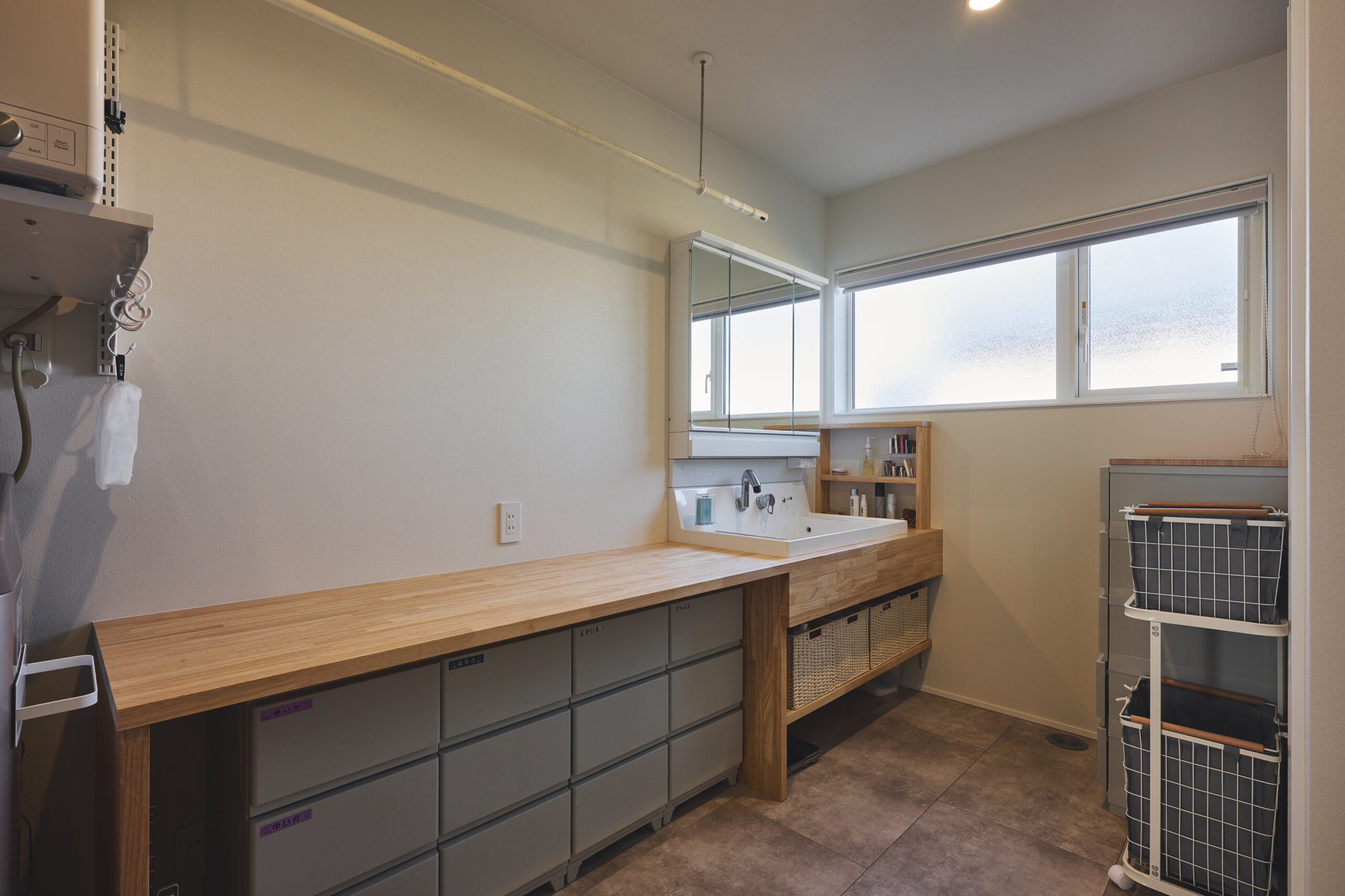 奇抜なのに上品で美しい平屋