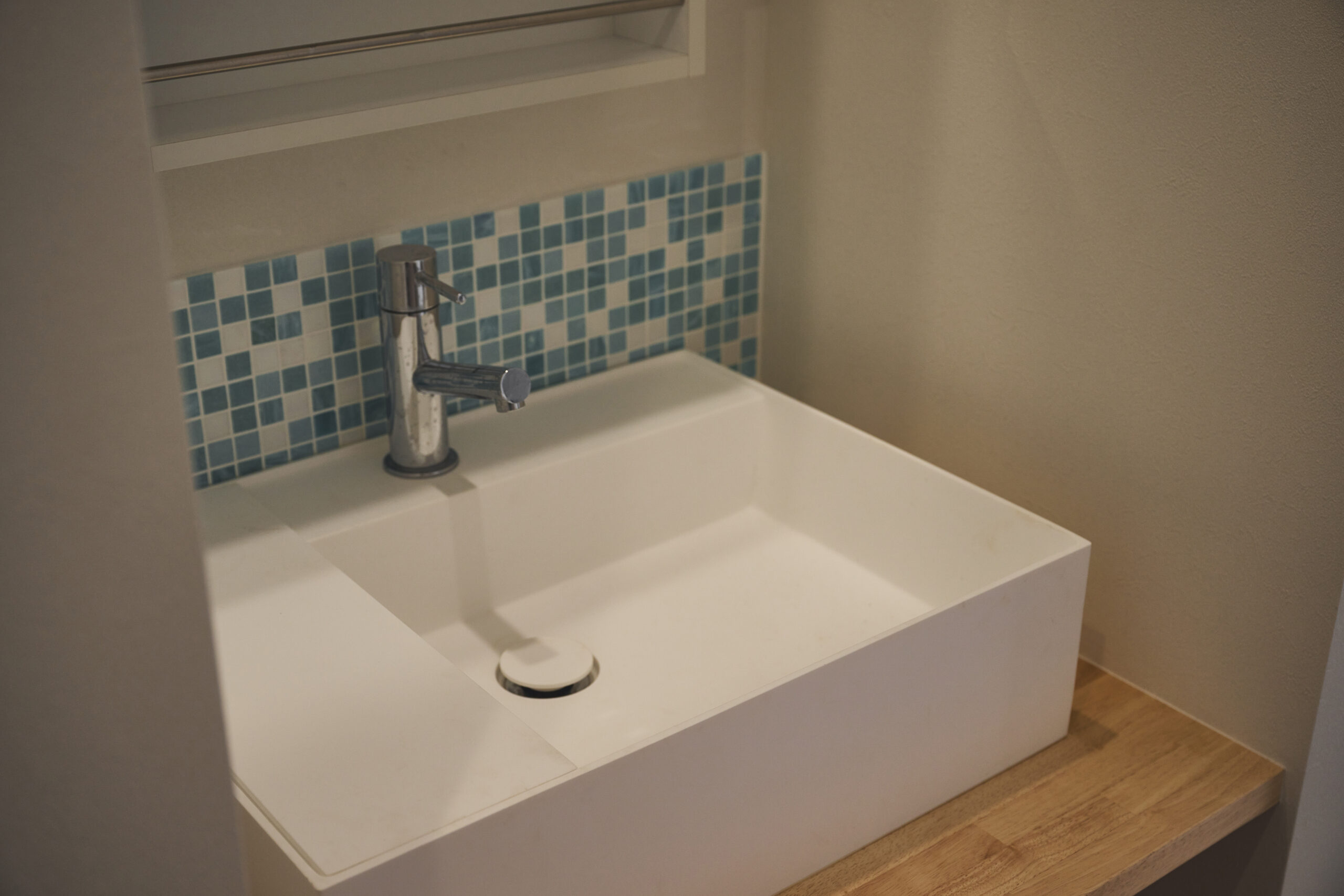 奇抜なのに上品で美しい平屋